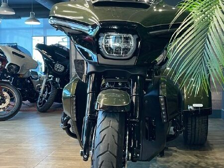 2026 Harley-Davidson Tri Glide, чёрный, 7150000 рублей, вид 5