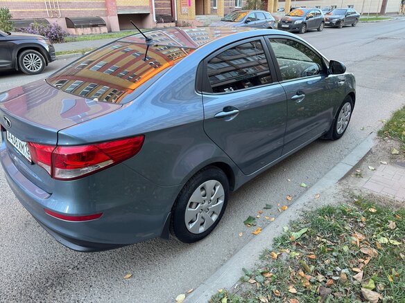 2016 Kia Rio III Рестайлинг, голубой, 925000 рублей - вид 4