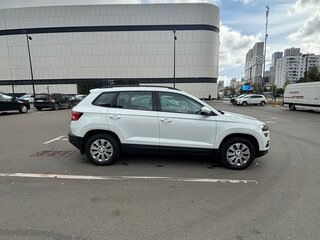 2022 Skoda Karoq I, белый, 1990000 рублей, вид 3