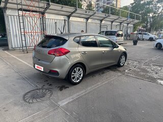 2015 Kia Ceed II, серебристый, 1050000 рублей, вид 4