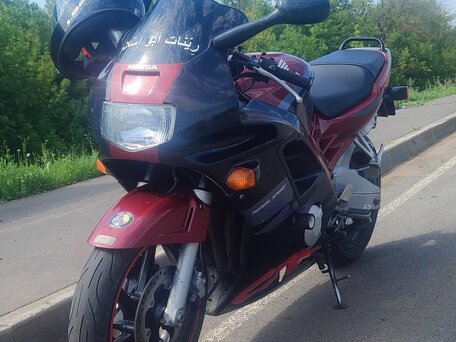 1995 Honda CBR 600F, красный, 232000 рублей, вид 3