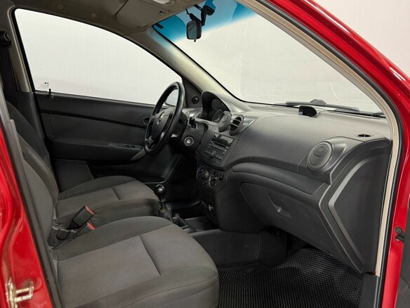 2011 Chevrolet Aveo I Рестайлинг, красный - вид 8