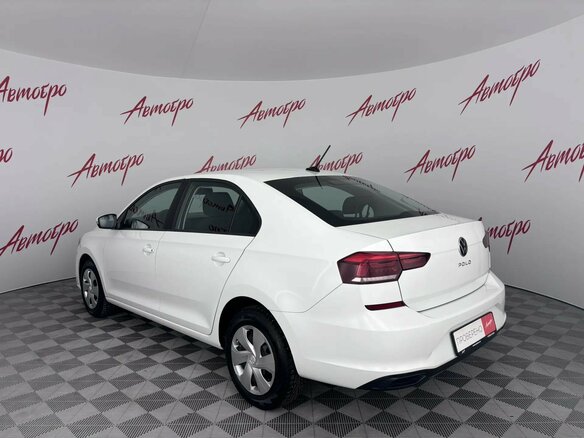 2021 Volkswagen Polo VI, белый - вид 2