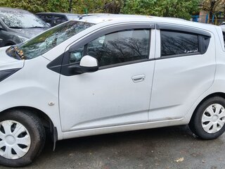 2013 Chevrolet Spark III, белый, 600000 рублей, вид 2