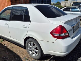 2010 Nissan Tiida I Рестайлинг, белый, 389000 рублей, вид 2