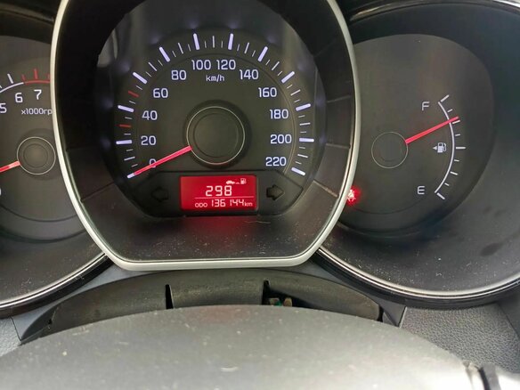 2014 Kia Rio III, серебристый, 950000 рублей - вид 4