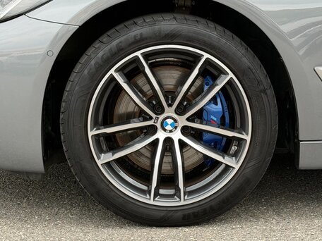 2023 BMW 5 серии 523d VII (G30/G31/G38) Рестайлинг, серый, 5820000 рублей, вид 5