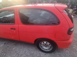 1999 Nissan Almera I (N15), красный, 129000 рублей, вид 4