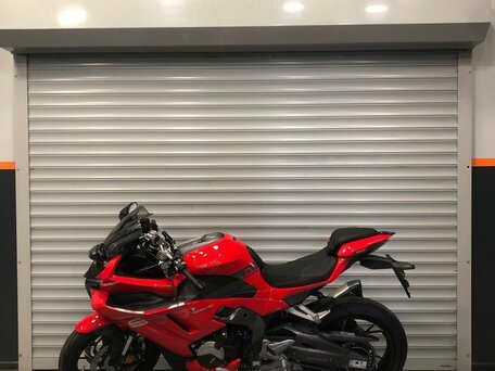 2026 Voge RR500S, красный, 687000 рублей, вид 1