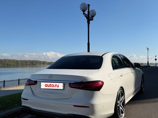 2020 Mercedes-Benz E-Класс 200 V (W213, S213, C238) Рестайлинг, белый, 6000000 рублей, вид 4