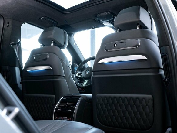 2022 BMW X7 40d I (G07) Рестайлинг, серый, 13100000 рублей - вид 39