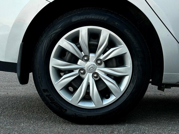 2022 Hyundai Solaris II Рестайлинг, серый, 1626700 рублей - вид 18