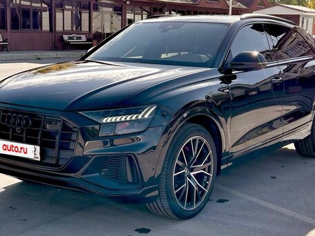 2020 Audi Q8 55 TFSI I (4M), чёрный, 6300000 рублей, вид 1