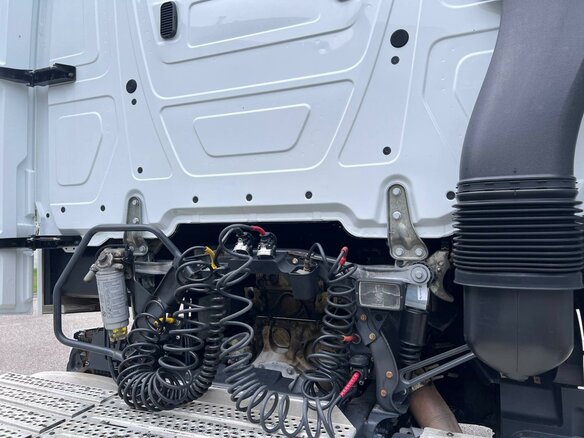 2019 Mercedes-Benz Actros, белый, 6100000 рублей - вид 8