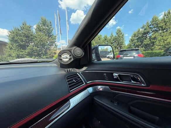 2018 Ford Explorer V Рестайлинг, чёрный, 3400000 рублей - вид 29