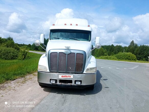 2003 Peterbilt 387, белый, 2400000 рублей - вид 1