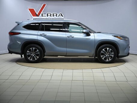 2022 Toyota Highlander IV (XU70), голубой, 4300000 рублей, вид 4