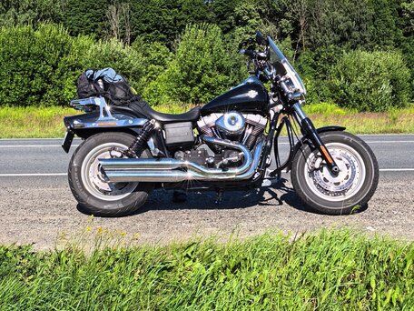 2010 Harley-Davidson Fat Bob, чёрный, 800000 рублей, вид 2