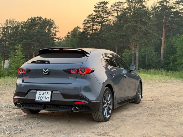 2019 Mazda 3 IV (BP), серый, 1600000 рублей - вид 9