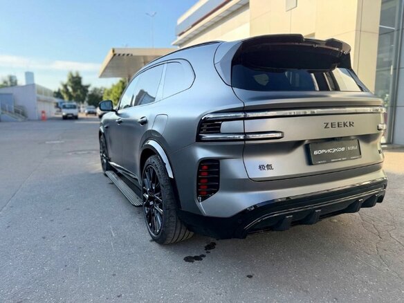 2026 Zeekr 8X Dawn, серый, 13300000 рублей - вид 7