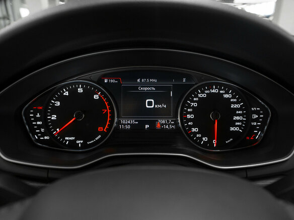 2019 Audi A4 V (B9), чёрный, 2540000 рублей - вид 12