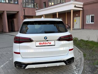 2021 BMW X5 35d IV (G05/G18), белый, 8150000 рублей, вид 5
