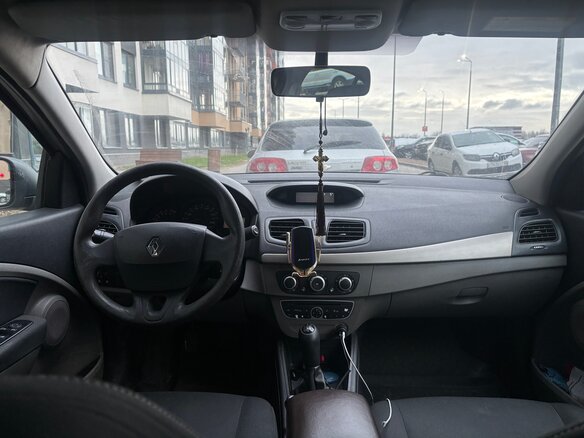 2011 Renault Fluence I, бежевый, 475000 рублей - вид 6