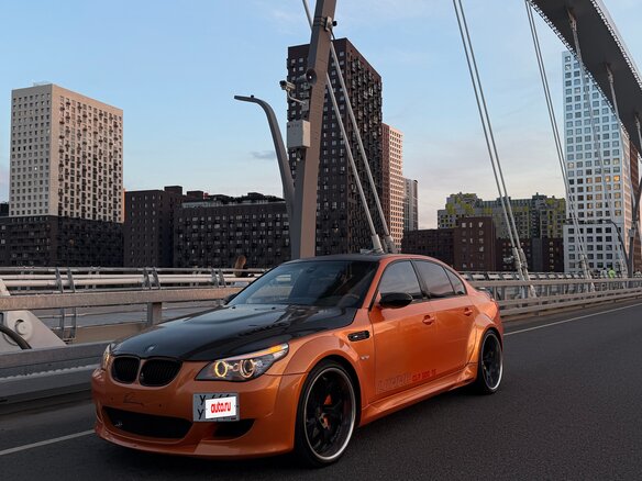 2005 BMW M5 IV (E60/E61), оранжевый, 4000000 рублей