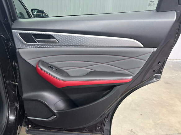 2023 Haval F7x I Рестайлинг, чёрный - вид 18