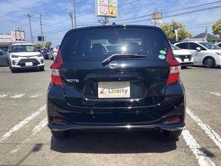 2018 Nissan Note II Рестайлинг, чёрный, 800217 рублей, вид 5