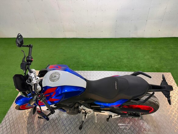 2024 BMW F 900 R, синий, 1150000 рублей - вид 15