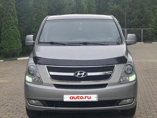 2015 Hyundai Grand Starex 5AT I, серый, 1900000 рублей, вид 1