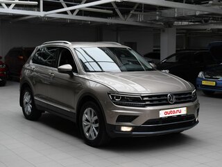 2018 Volkswagen Tiguan II, бежевый, 2395000 рублей, вид 1