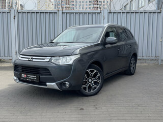 Mitsubishi Outlander III Рестайлинг