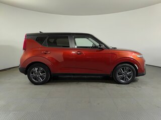 2019 Kia Soul III, красный, 1825000 рублей, вид 4