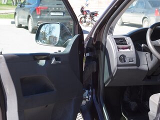 2014 Volkswagen Caravelle T5 Рестайлинг, коричневый, 1600000 рублей, вид 3