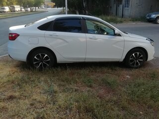 2017 Lada (ВАЗ) Vesta I, белый, 690000 рублей, вид 3
