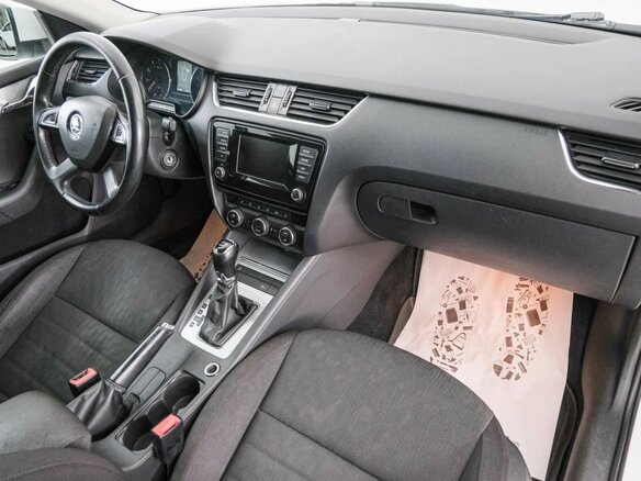 2014 Skoda Octavia III (A7), белый, 1129000 рублей - вид 11