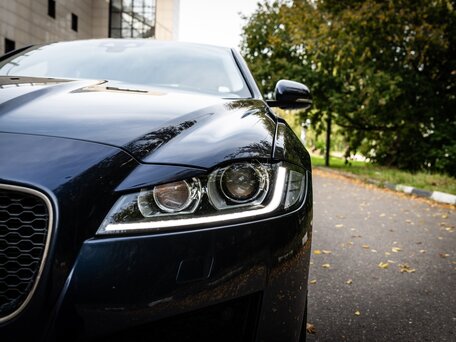 2017 Jaguar XF II, синий, 3500000 рублей, вид 3