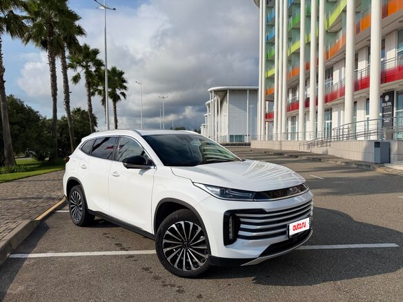 2022 Exeed TXL I Рестайлинг, белый, 2100000 рублей - вид 5