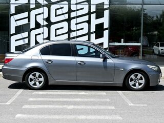2009 BMW 5 серии 520i V (E60/E61) Рестайлинг, серый, 1129000 рублей, вид 5