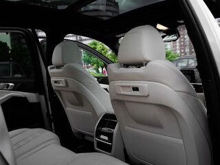 2019 BMW X5 40i IV (G05/G18), белый, 5200000 рублей, вид 2