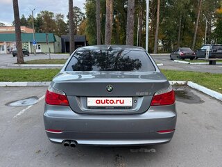 2008 BMW 5 серии 525i V (E60/E61) Рестайлинг, серый, 950000 рублей, вид 4