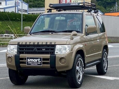 2012 Mitsubishi Pajero Mini II, бежевый, 650000 рублей, вид 1