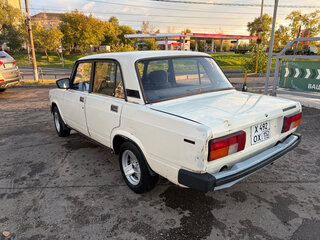 2000 Lada (ВАЗ) 2105, белый, 110000 рублей, вид 5