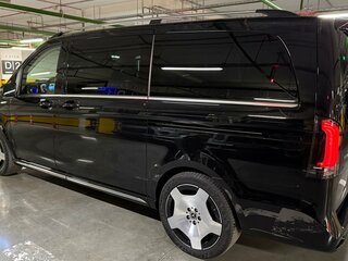 2026 Mercedes-Benz V-Класс Long 300 d длинный III (W447) Рестайлинг 2, чёрный, 15280000 рублей, вид 5