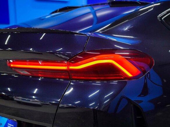 2021 BMW X6 30d III (G06), синий - вид 18
