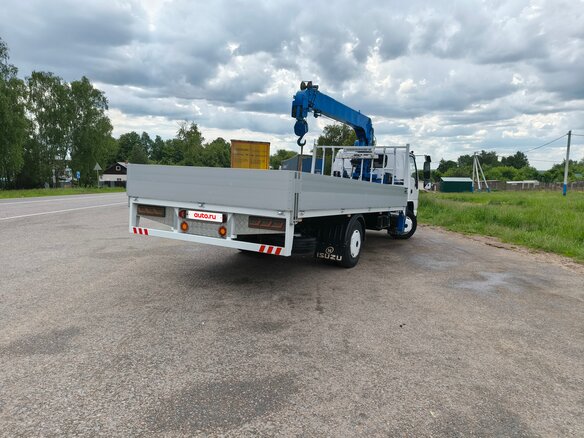 2010 Isuzu Elf (N-series), белый, 3450000 рублей - вид 4