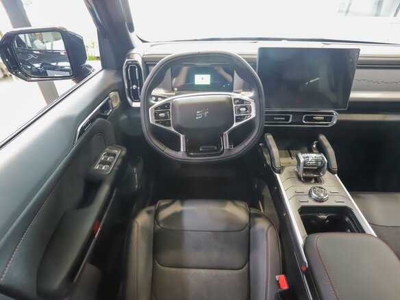 2026 Jetour T2, чёрный, 4649000 рублей - вид 17