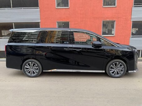 2026 GAC Trumpchi M8 Master Edition II, чёрный, 4390000 рублей, вид 4